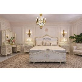 غرفة نوم ملكية