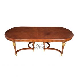 طاولة طعام كلاسيكية فاخرة