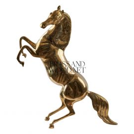 تمثال حصان