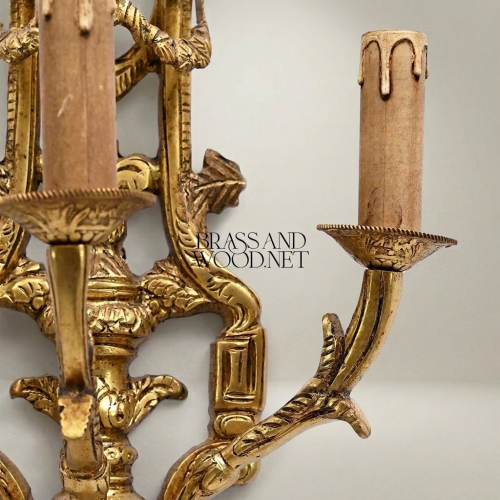 Louis XV Rococo Three-Arm Hand-Cast Brass Wall Sconce Acanthus Fleur-de-Lis Ornate Gold Front | Brass & Wood