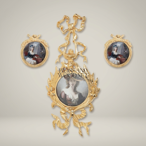 Louis XVI Neoclassical Brass Round Portrait Frame Ribbon Laurel Crown Ornate Brass and Wood Gold Front | Brass & Wood