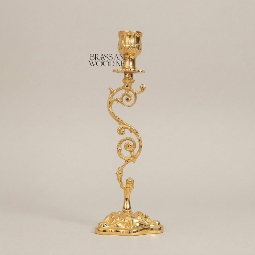 شمعدان نحاسي روكوكو بعمود لولبي متعرج