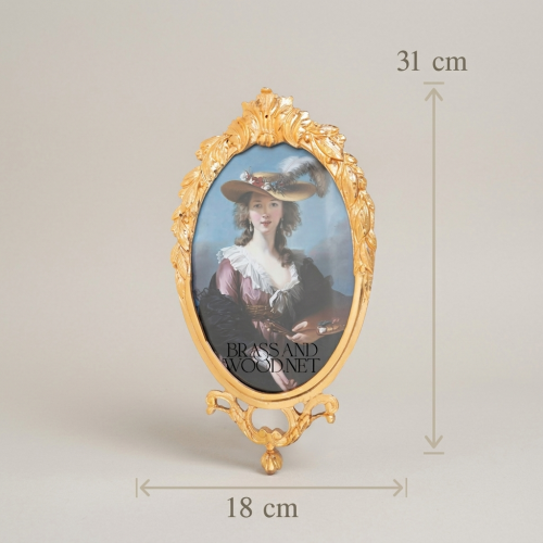 Rococo Brass Oval Portrait Frame Set with Bow Pendant and Floral Round Frame Three Piece Wall Collection Brass and Wood Gold Front | Brass & Wood