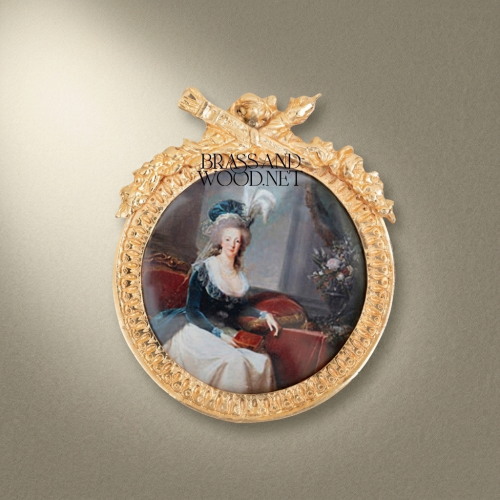 Rococo Brass Oval Portrait Frame Set with Ribbon Bow and Foliate Cascade Wall Decor Brass and Wood Gold Front | Brass & Wood