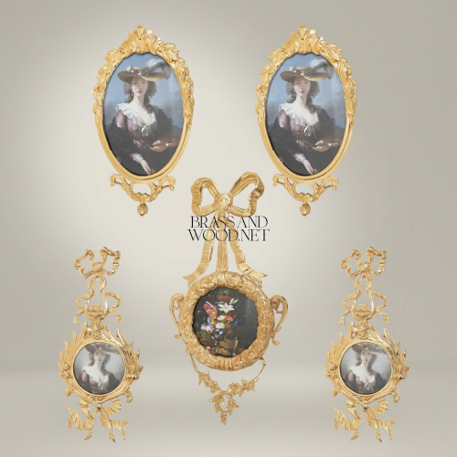 Rococo Brass Wall Frame with Bow & Acanthus Surround — Oval Portrait