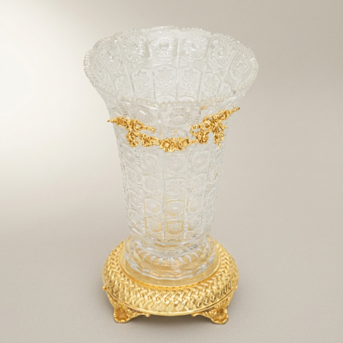 Rococo Cut-Crystal Trumpet Vase Floral Brass Garland Lattice Base Brass and Wood Gold Front | Brass & Wood
