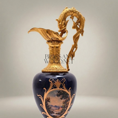 إبريق فازة خزفي كوبالت على طراز نابليون الثالث بمقبض دولفين ومثبتات أورمولو ذهبية